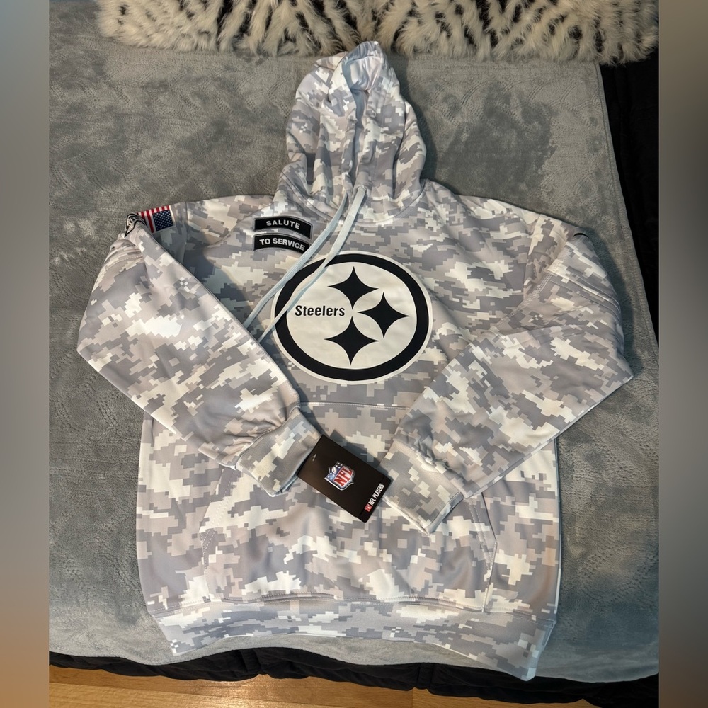 Nike Salute to Service Pittsburgh Steelers Hoodie